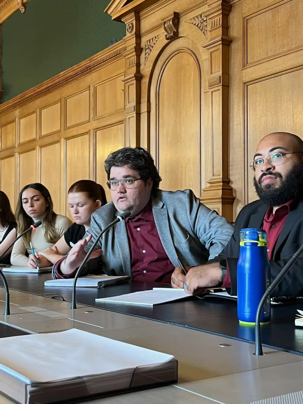 Sutdents in a meeting